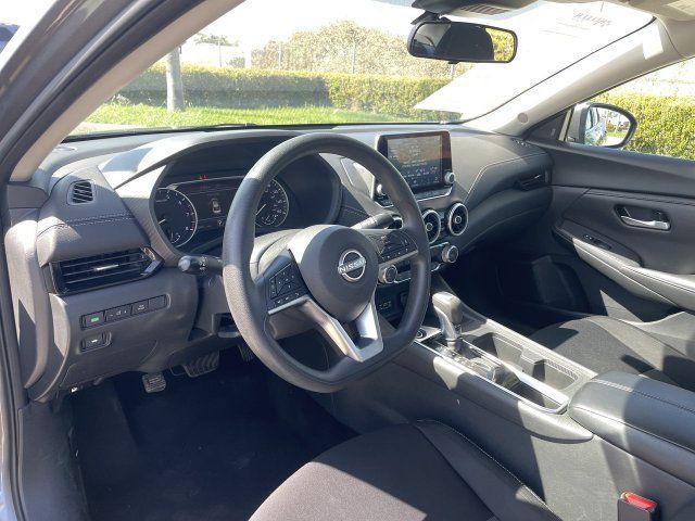 Used 2024 Nissan Sentra SV FWD image 10