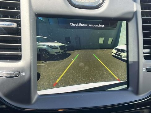 Used 2023 Chrysler 300 S w/ Comfort Group RWD image 29