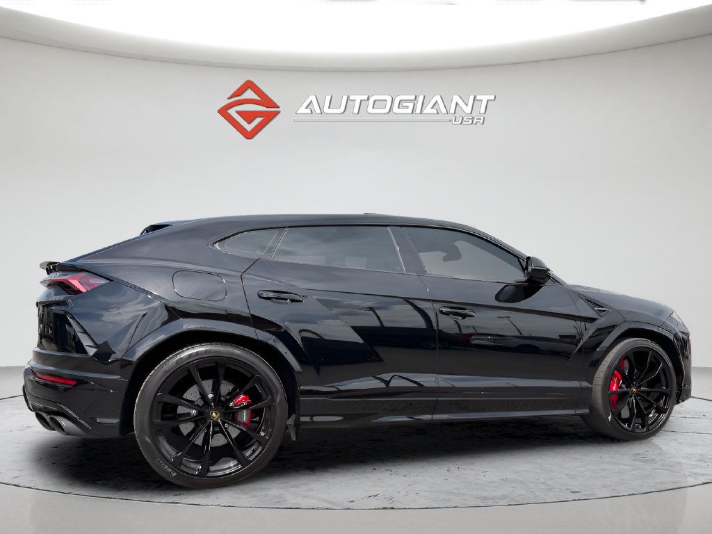 Used 2021 Lamborghini Urus AWD/4WD image 7