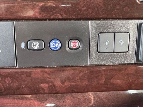 Used 2019 GMC Savana 2500 RWD image 30