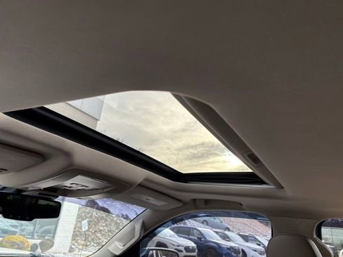 Used 2015 GMC Sierra 1500 SLT w/ SLT Crew Cab Value Package image 16