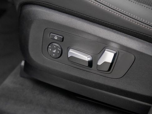 New 2026 BMW X5 xDrive50e w/ M Sport Package image 15