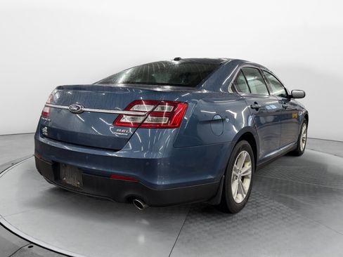 Used 2018 Ford Taurus SEL FWD image 5
