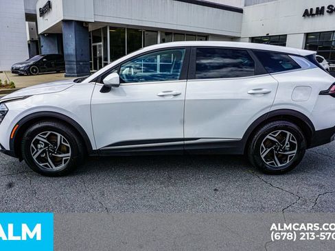 Used 2025 Kia Sportage LX FWD image 7