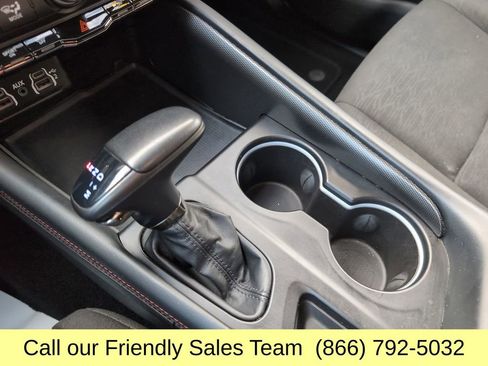 Used 2023 Dodge Durango GT image 23