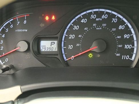 Used 2013 Toyota Sienna LE FWD image 7