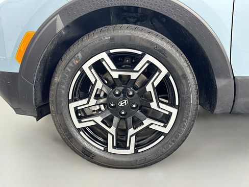 Used 2025 Hyundai Santa Cruz Limited AWD/4WD image 34