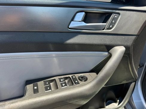 Used 2015 Hyundai Sonata Limited 2.0T w/ Cargo Package FWD image 11