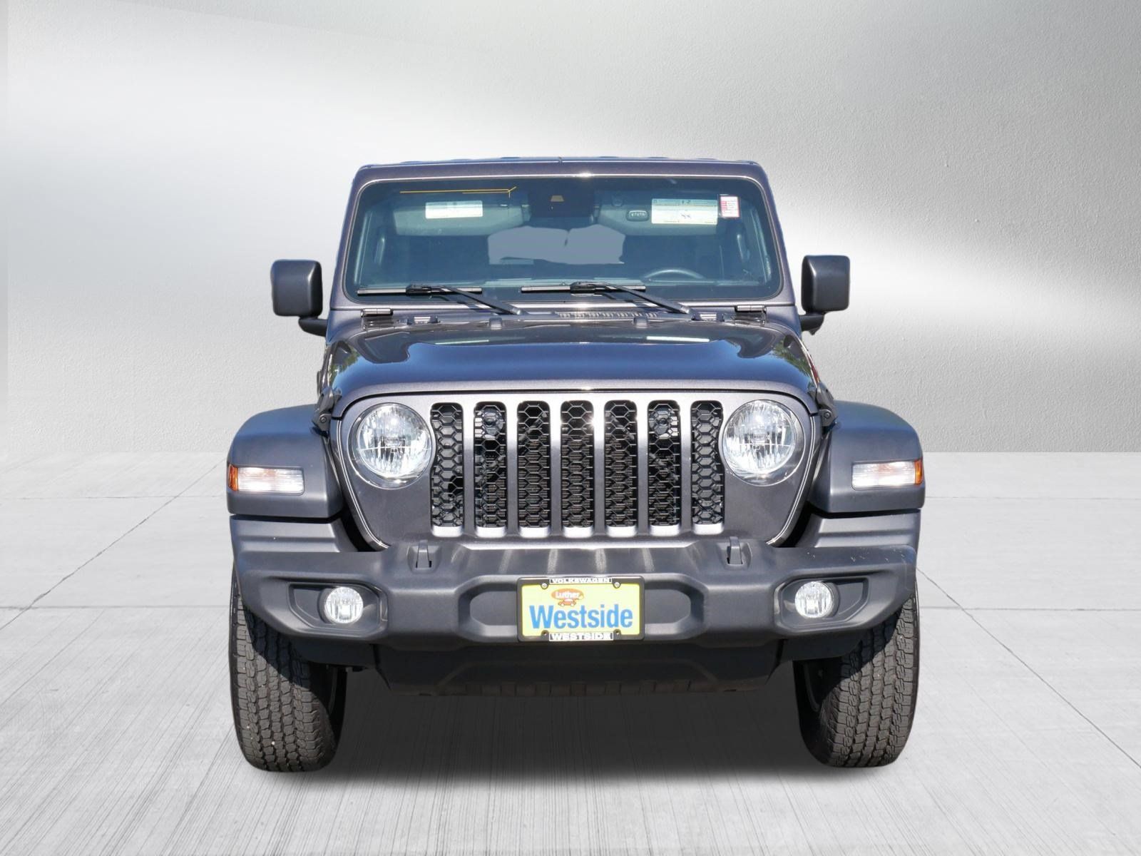 Used 2024 Jeep Wrangler Sport AWD/4WD image 2