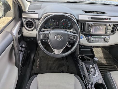 Used 2017 Toyota RAV4 XLE w/ Protection Package AWD/4WD image 15