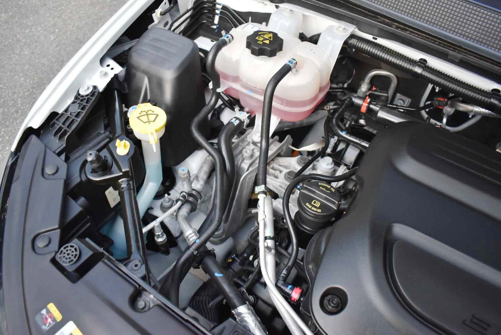 Used 2025 Chrysler Pacifica Select FWD image 37