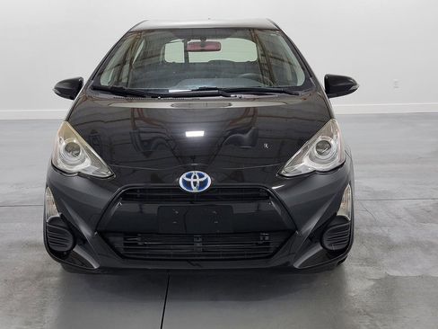 Used 2016 Toyota Prius C Persona Series FWD image 3