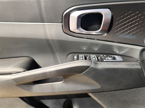New 2026 Kia Sorento LX image 16