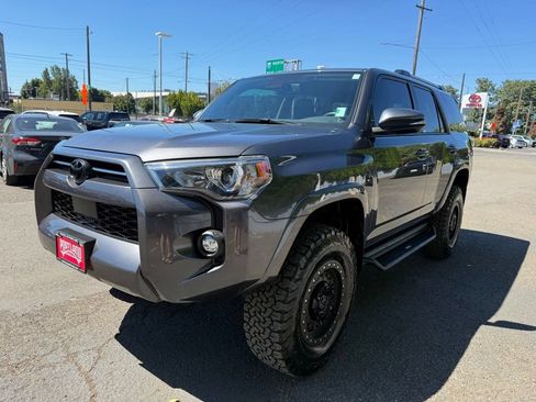 Used 2023 Toyota 4Runner SR5 Premium AWD/4WD image 4