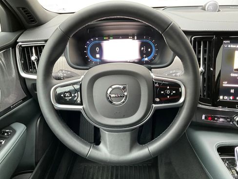 Certified 2024 Volvo S90 B6 Ultimate w/ Protection Package Premier image 17