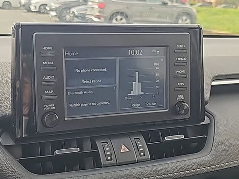 Used 2019 Toyota RAV4 XLE Premium w/ Cold Weather Package image 6