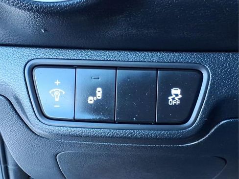 Used 2024 Kia Forte GT-Line w/ GT-Line Premium Package image 17