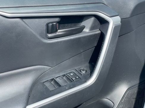 Used 2024 Toyota RAV4 LE AWD/4WD image 10