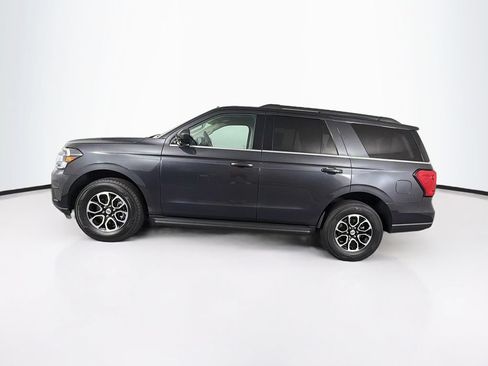 Used 2022 Ford Expedition XLT RWD image 6
