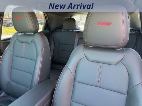 Used 2025 Chevrolet TrailBlazer RS w/ Convenience Package image 9