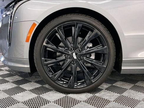 Used 2025 Cadillac CT4 Premium Luxury RWD image 8