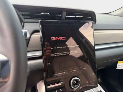 New 2026 GMC Terrain Elevation w/ Elevation Premium Package FWD image 23