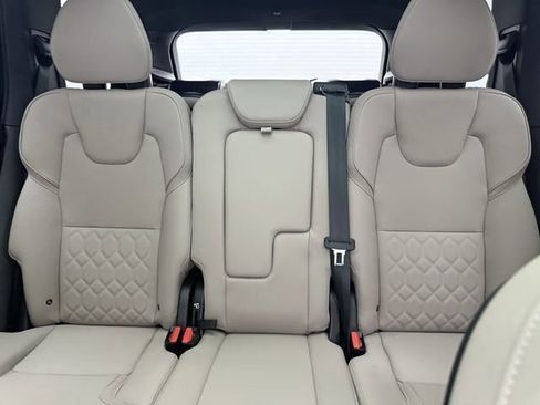 New 2025 Volvo XC90 T8 Core w/ Protection Package Premier image 27