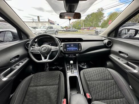 Used 2021 Nissan Kicks SV FWD image 21