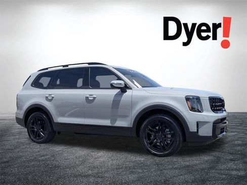 Certified 2025 Kia Telluride EX X-Line AWD/4WD image 2