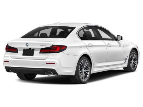 Certified 2023 BMW 540i xDrive w/ Premium Package image 2