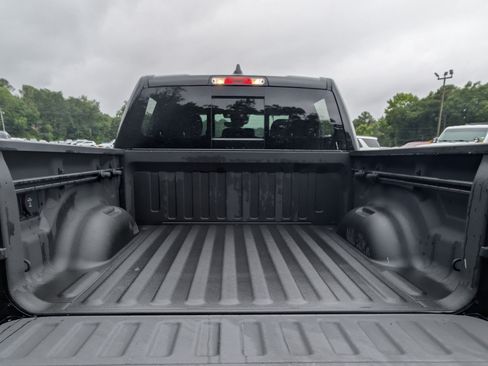 Used 2025 RAM 1500 Big Horn AWD/4WD image 18