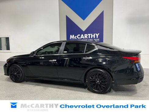 Used 2025 Nissan Altima 2.5 SV w/ SV Special Edition Package FWD image 7