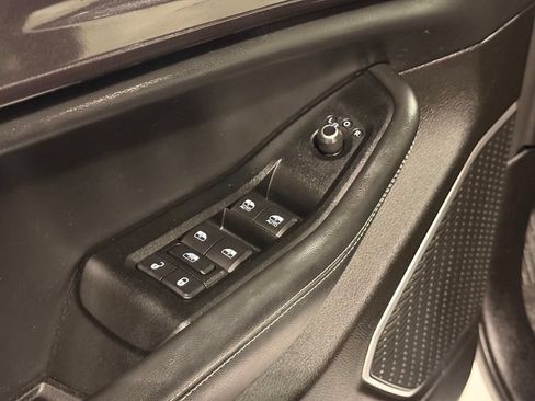 Used 2021 Jeep Grand Cherokee L Laredo RWD image 14