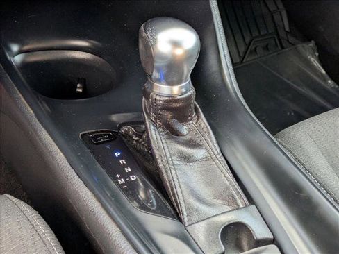 Used 2018 Toyota C-HR XLE image 12