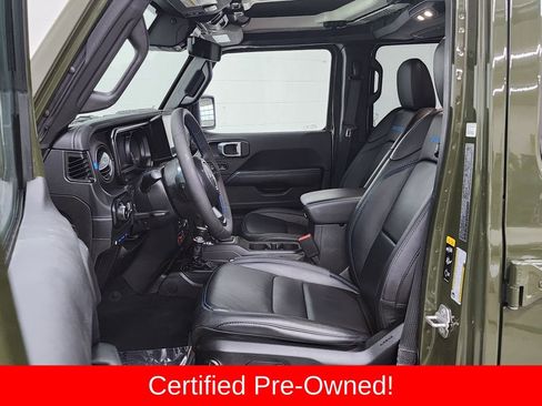 Used 2024 Jeep Wrangler Unlimited Rubicon 4xe image 11
