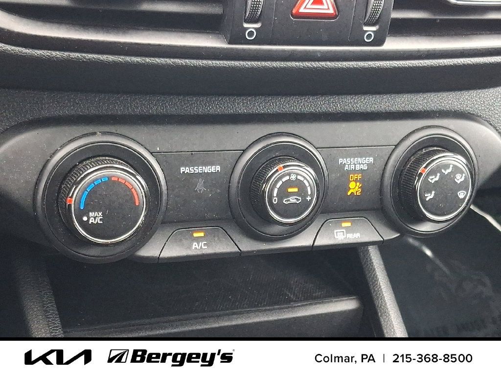 Certified 2023 Kia Forte LXS FWD image 18