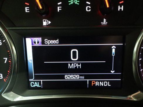 Used 2017 Chevrolet Malibu LT w/ Leather Package FWD image 20
