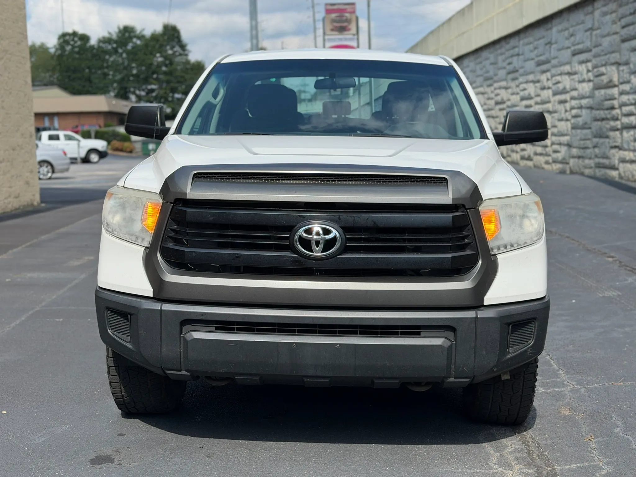 Used 2017 Toyota Tundra SR AWD/4WD image 3