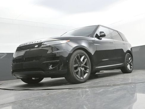 New 2026 Land Rover Range Rover Sport SE AWD/4WD image 35