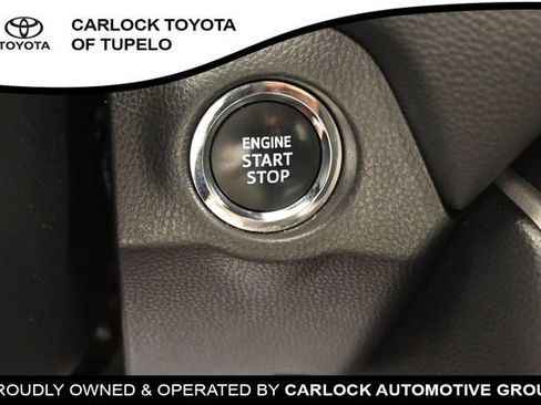 Used 2025 Toyota RAV4 XLE FWD image 28