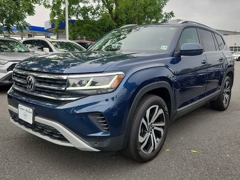 Used 2023 Volkswagen Atlas SEL AWD/4WD image 3
