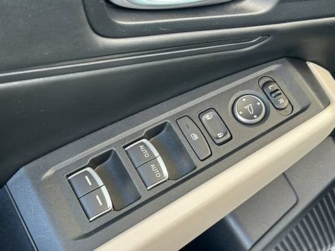 Certified 2024 Honda Accord EX image 13