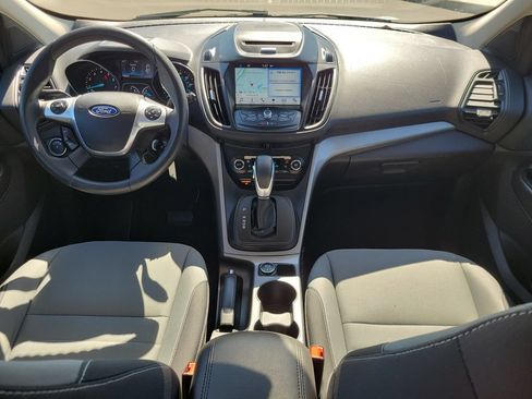 Used 2016 Ford Escape SE w/ Equipment Group 201A AWD/4WD image 12