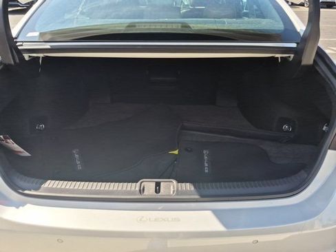Used 2024 Lexus ES 300h w/ Accessory Package (Z1) FWD image 32
