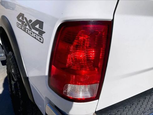 Used 2018 RAM 2500 Tradesman w/ Chrome Appearance Group image 27