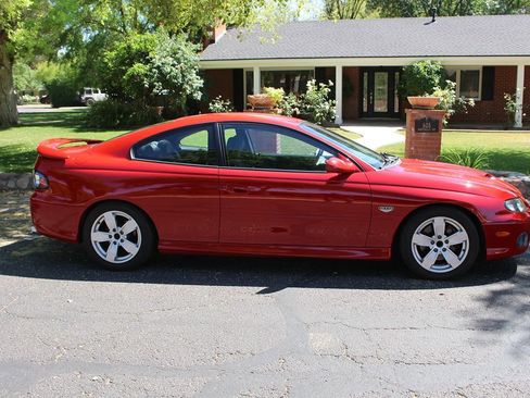 Used 2006 Pontiac GTO image 3