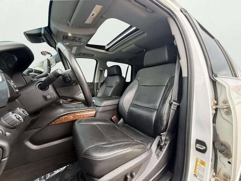 Used 2015 Chevrolet Tahoe LTZ AWD/4WD image 21