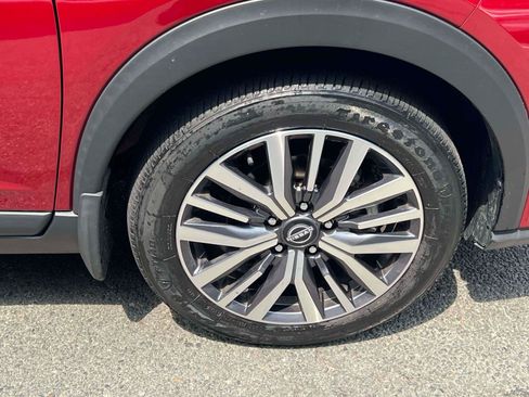 Used 2023 Nissan Kicks SV FWD image 6