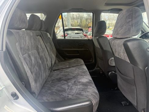 Used 2004 Honda CR-V EX image 14
