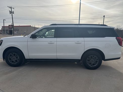Used 2025 Ford Expedition Max Active image 6